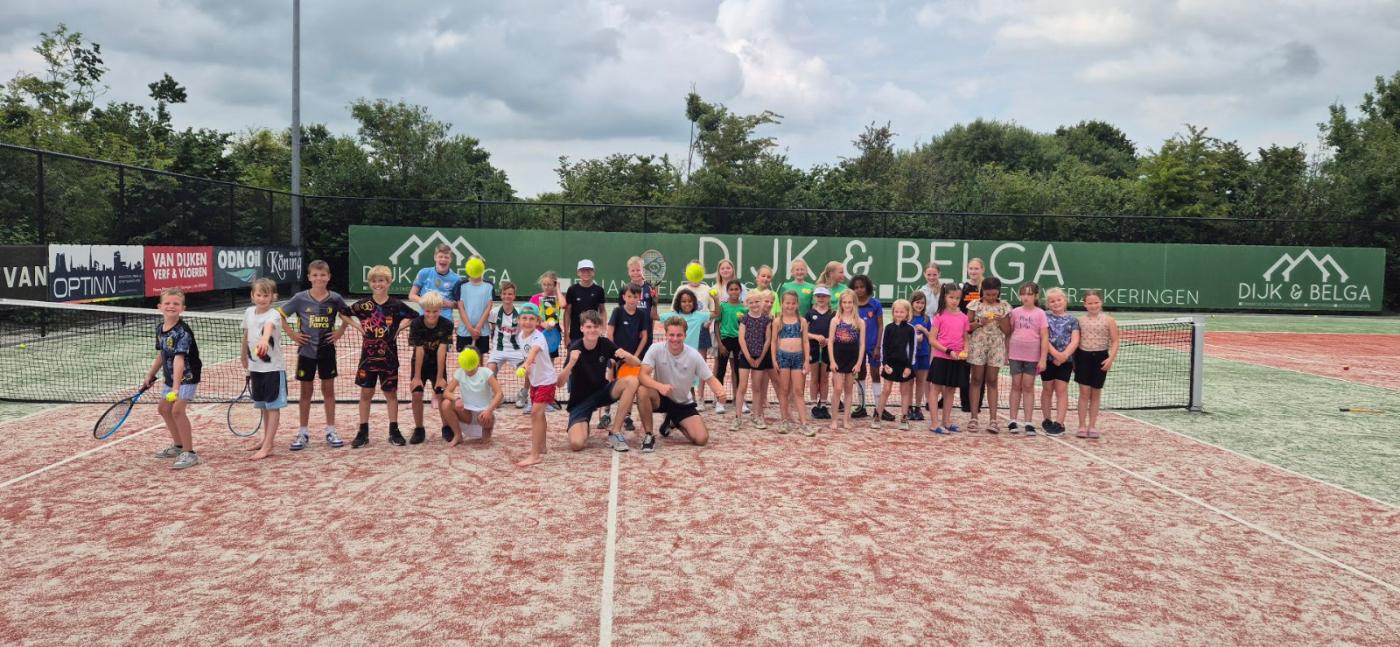 Succesvolle tennisclinic voor kinderen smaakt naar meer LTC Bedum 3